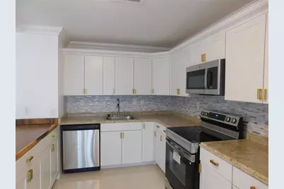 2233 Springwood Circle W, Clearwater, FL 33763 - Photo 5