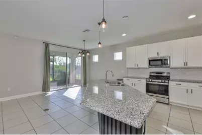 6207 Voyagers Place, Apollo Beach, FL 33572 - Photo 11
