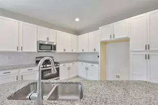 6207 Voyagers Pl, Apollo Beach, FL 33572 - Photo 13