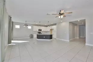 6207 Voyagers Pl, Apollo Beach, FL 33572 - Photo 7