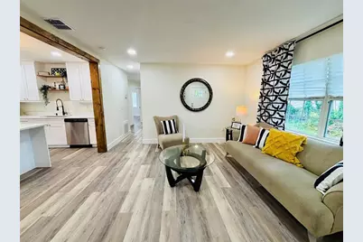 6411 N 34th Street, Tampa, FL 33610 - Photo 3