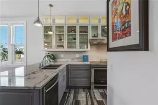 114 88th Ave, Treasure Island, FL 33706 - Photo 11