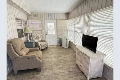 539 Mount Piney Avenue NE #689, Saint Petersburg, FL 33702 - Photo 7