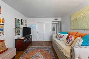 644 Island Way, Clearwater Beach, FL 33767 - Photo 25