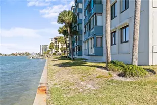644 Island Way, Clearwater Beach, FL 33767 - Photo 29