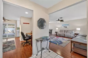2308 Hawthorne Dr, Clearwater, FL 33763 - Photo 9