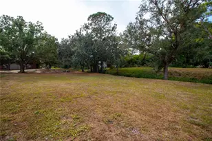 9100 Dr Martin Luther King Jr Street N, Saint Petersburg, FL 33702 - Photo 37