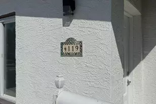 4119 Harrisburg St NE, Saint Petersburg, FL 33703 - Photo 5