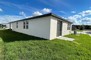 34823 Telluride Ln, Zephyrhills, FL 33541 - Photo 25
