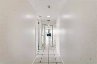 17450 Gulf Boulevard #104, Redington Shores, FL 33708 - Photo 13