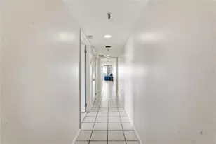17450 Gulf Blvd, Redington Shores, FL 33708 - Photo 13