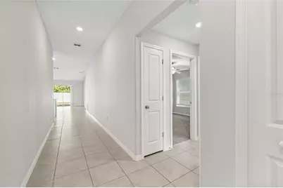 5406 Amaryllis Garden Street, Apollo Beach, FL 33572 - Photo 5