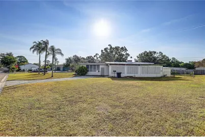 1000 61st Avenue N, Saint Petersburg, FL 33703 - Photo 9