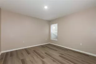 6051 Kentucky Ave, New Port Richey, FL 34653 - Photo 13