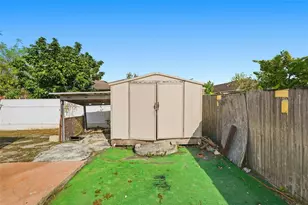 350 Corsica Ct, Kissimmee, FL 34758 - Photo 47