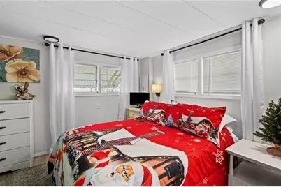 5239 Mary Street, Zephyrhills, FL 33542 - Photo 15