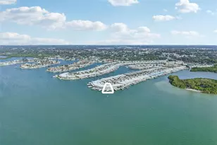 676 Boca Ciega Point Blvd S, Saint Petersburg, FL 33708 - Photo 1