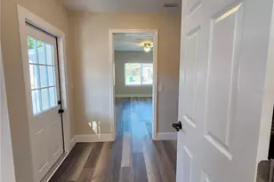 1818 Shore Acres Blvd NE, Saint Petersburg, FL 33703 - Photo 19