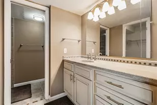 2620 Cove Cay Dr, Clearwater, FL 33760 - Photo 19