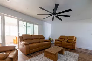 1897 Dolphin Blvd S, Saint Petersburg, FL 33707 - Photo 17