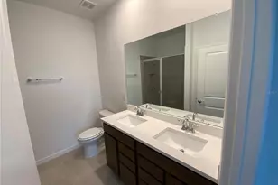 10355 Honeysuckle Vine Cir, Riverview, FL 33578 - Photo 13