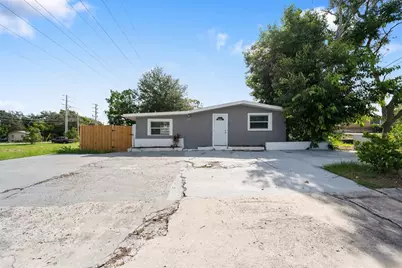 605 S Disston Avenue, Tarpon Springs, FL 34689 - Photo 1