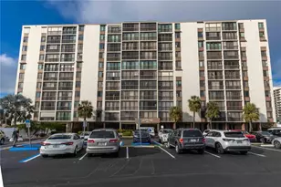 255 Dolphin Point, Clearwater Beach, FL 33767 - Photo 65
