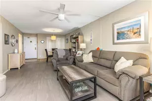 255 Dolphin Point, Clearwater Beach, FL 33767 - Photo 5