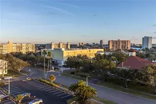 255 Dolphin Point, Clearwater Beach, FL 33767 - Photo 27