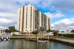 255 Dolphin Point, Clearwater Beach, FL 33767 - Photo 53