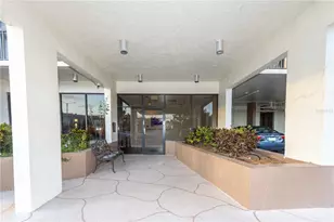 255 Dolphin Point, Clearwater Beach, FL 33767 - Photo 31