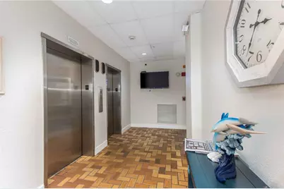 255 Dolphin Point #803, Clearwater Beach, FL 33767 - Photo 37