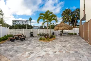 255 Dolphin Point, Clearwater Beach, FL 33767 - Photo 33