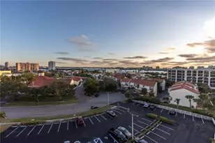 255 Dolphin Point, Clearwater Beach, FL 33767 - Photo 25