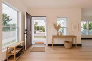 1530 12th Ave S, Saint Petersburg, FL 33705 - Photo 7