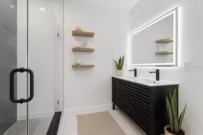 1530 12th Avenue S, Saint Petersburg, FL 33705 - Photo 9