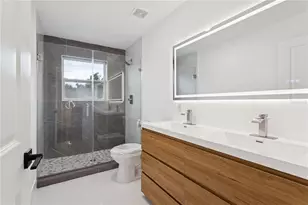 1530 12th Ave S, Saint Petersburg, FL 33705 - Photo 27