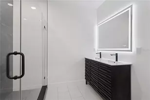 1530 12th Ave S, Saint Petersburg, FL 33705 - Photo 17