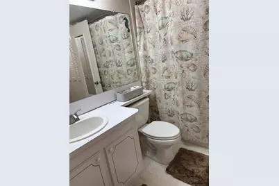 4750 Cove Circle #904, Saint Petersburg, FL 33708 - Photo 21