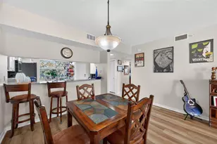 960 Starkey Rd, Largo, FL 33771 - Photo 7