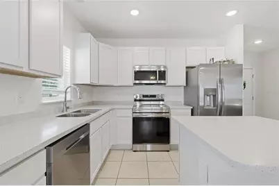 5189 Roble Avenue, Spring Hill, FL 34608 - Photo 11