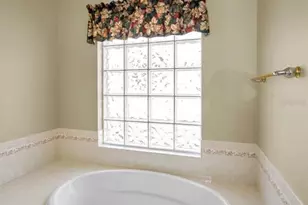 9865 Sago Point Dr, Seminole, FL 33777 - Photo 17