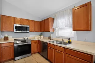 11519 Misty Isle Ln, Riverview, FL 33579 - Photo 7