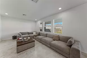 9506 Crescent Ray Dr, Wesley Chapel, FL 33545 - Photo 21