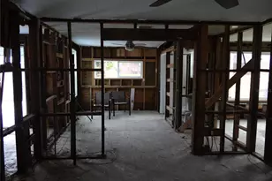 14117 Palm St, Madeira Beach, FL 33708 - Photo 11