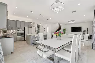 32423 Rosewood Meadow Ln, Wesley Chapel, FL 33543 - Photo 9