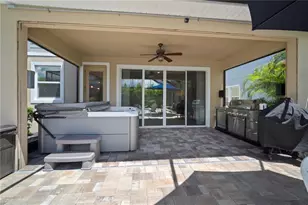5636 Silver Sun Dr, Apollo Beach, FL 33572 - Photo 9