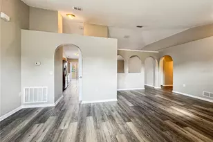 13053 Spencer Ct, Spring Hill, FL 34609 - Photo 3