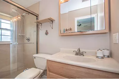 7864 15th Way N, Saint Petersburg, FL 33702 - Photo 9