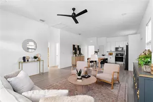 1421 35th St S, Saint Petersburg, FL 33711 - Photo 7